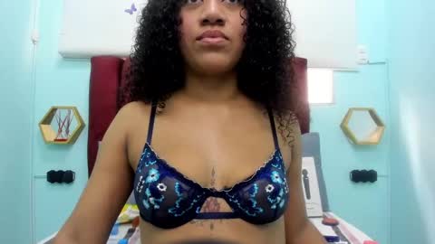 scarlett_fox20 online show from October 17, 2:30 pm