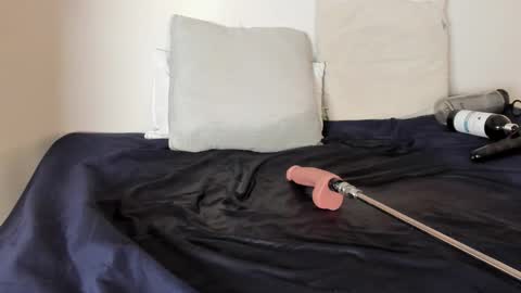 Snapshot of scarlett_grey_1 chatting on October 31, 9:32 am Scarlett online show from October 31, 9:32 am