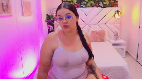 Snapshot of scarlett_montoya chatting on October 16, 11:22 am scarlett montoya online show from October 16, 11:22 am