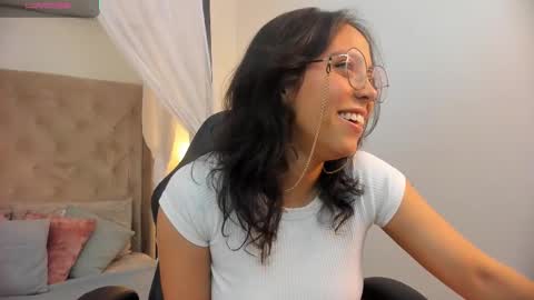 Scarllett online show from February 5, 2:00 pm