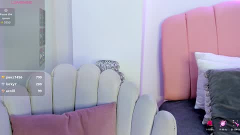 Snapshot of scarlett_smith_3 chatting on November 3, 2:57 am scarlett smith 3 online show from November 3, 2:57 am