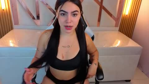 Snapshot of scarlett_smith_tp chatting on September 24, 12:52 pm Scarlett online show from September 24, 12:52 pm