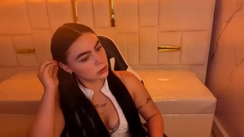 Snapshot of scarlett_smith_tp chatting on September 27, 12:54 pm Scarlett online show from September 27, 12:54 pm