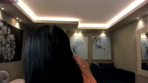 Snapshot of scarlettboss_ chatting on November 28, 11:02 am Scarlett online show from November 28, 11:02 am