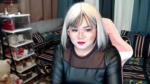 Snapshot of scarlette_adisson_69 chatting on January 17, 5:30 pm scarlette online show from January 17, 5:30 pm