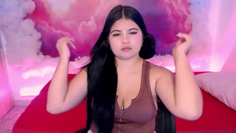 Snapshot of sccarlett_gracee chatting on November 16, 3:23 am Scarlett online show from November 16, 3:23 am