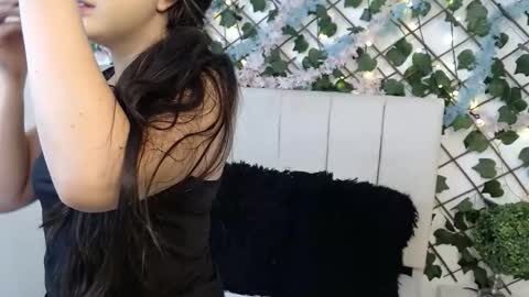 SCARLET online show from January 16, 10:30 am