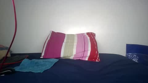 scentedfriction online show from September 14, 8:13 am