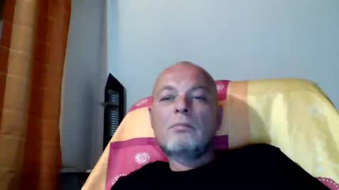 Snapshot of schnibschnab chatting on October 1, 12:16 am schnibschnab online show from October 1, 12:16 am