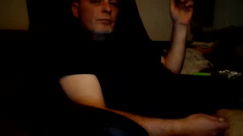 Snapshot of schnibschnab chatting on October 7, 12:19 am schnibschnab online show from October 7, 12:19 am