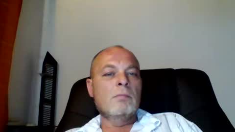 Snapshot of schnibschnab chatting on October 11, 1:38 am schnibschnab online show from October 11, 1:38 am