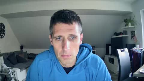 Snapshot of schnuckigeil chatting on October 28, 2:42 pm Dildomen online show from October 28, 2:42 pm