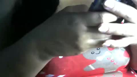 Snapshot of schoco_milf chatting on November 14, 11:42 am mai latina online show from November 14, 11:42 am