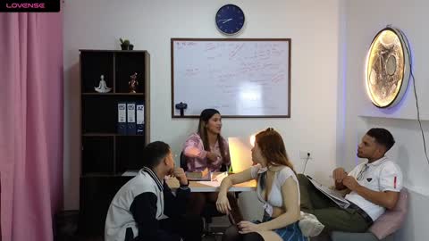 Snapshot of school_sextape chatting on December 9, 10:20 pm Ariel Alice Pepe and Stive online show from December 9, 10:20 pm