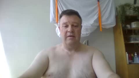 Snapshot of scoobs71 chatting on November 7, 4:45 am Scoobs online show from November 7, 4:45 am