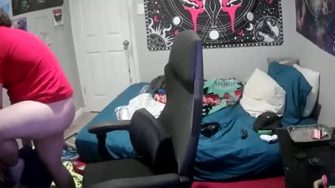 Snapshot of scoobysnaxxxxx chatting on January 16, 3:56 am scoobysnaxxxxx online show from January 16, 3:56 am