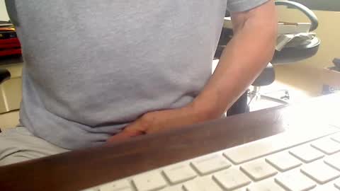 Snapshot of scottalone chatting on December 25, 4:11 pm Scott online show from December 25, 4:11 pm