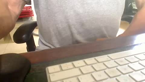 Snapshot of scottalone chatting on January 3, 1:36 pm Scott online show from January 3, 1:36 pm