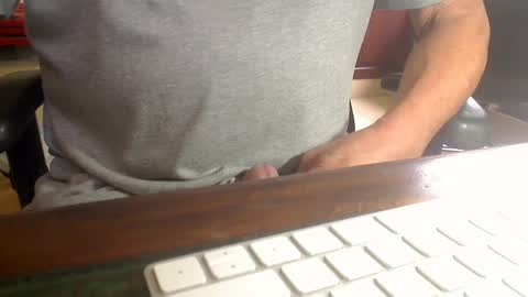 Snapshot of scottalone chatting on January 21, 7:28 pm Scott online show from January 21, 7:28 pm