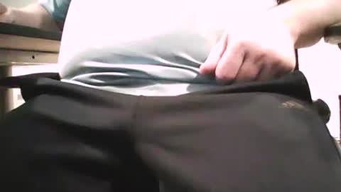 Snapshot of scottie813 chatting on January 8, 12:05 pm scottie813 online show from January 8, 12:05 pm