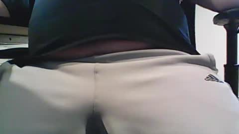 Snapshot of scottie813 chatting on January 15, 8:05 pm scottie813 online show from January 15, 8:05 pm