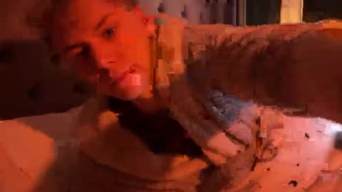 danny online show from December 14, 12:22 am