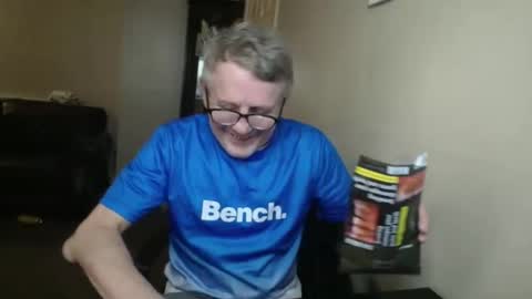 Snapshot of scottsman214 chatting on November 14, 6:28 pm James online show from November 14, 6:28 pm