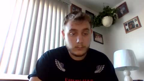 Snapshot of scream19899793553 chatting on November 20, 5:23 pm scream19899793553 online show from November 20, 5:23 pm