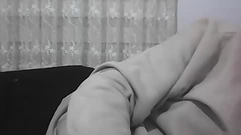 Snapshot of screw2 chatting on January 17, 5:19 pm Evren online show from January 17, 5:19 pm