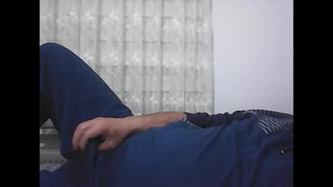 Snapshot of screw2 chatting on February 5, 7:10 pm Evren online show from February 5, 7:10 pm