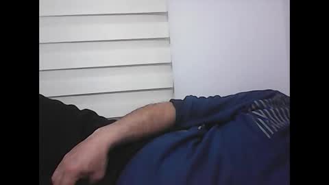 Snapshot of screw2 chatting on February 12, 7:24 pm Evren online show from February 12, 7:24 pm