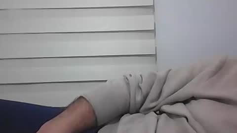 Snapshot of screw2 chatting on February 17, 6:15 pm Evren online show from February 17, 6:15 pm