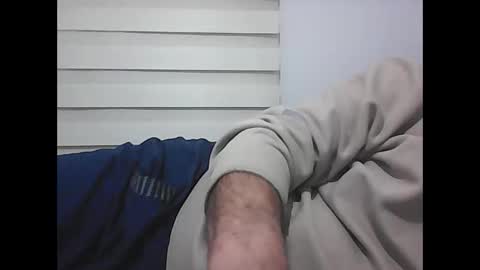 Snapshot of screw2 chatting on February 20, 5:29 pm Evren online show from February 20, 5:29 pm