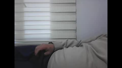 Snapshot of screw2 chatting on February 22, 1:35 pm Evren online show from February 22, 1:35 pm