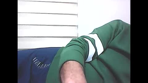 Snapshot of screw2 chatting on March 4, 4:41 pm Evren online show from March 4, 4:41 pm