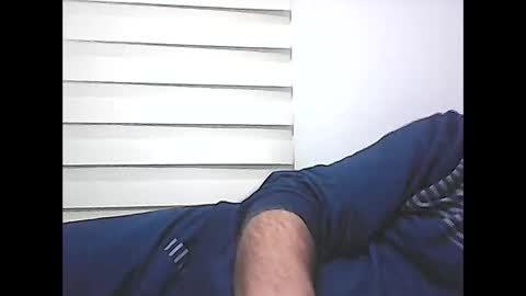 Snapshot of screw2 chatting on March 5, 5:18 pm Evren online show from March 5, 5:18 pm