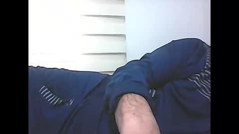 Snapshot of screw2 chatting on March 8, 10:11 am Evren online show from March 8, 10:11 am