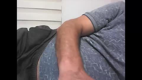 Snapshot of screw2 chatting on October 15, 7:03 pm Evren online show from October 15, 7:03 pm