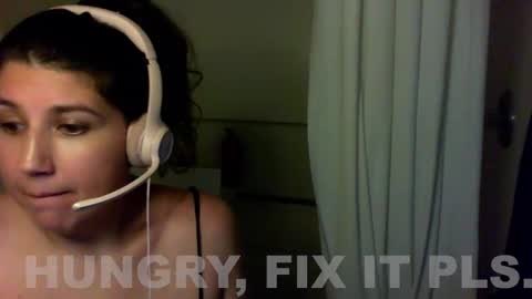 Snapshot of scumbagsmith chatting on October 30, 12:17 pm Danni online show from October 30, 12:17 pm