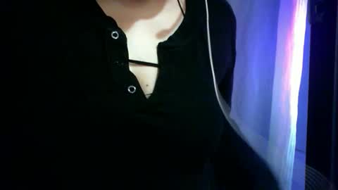 Snapshot of scumbagsmith chatting on November 26, 10:05 am Danni online show from November 26, 10:05 am