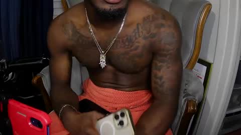 Snapshot of sdawg2xx chatting on October 12, 12:53 am sdawg2xx online show from October 12, 12:53 am