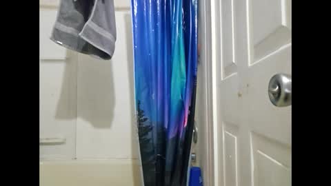 Snapshot of sdraftt45 chatting on February 17, 10:40 am Arin online show from February 17, 10:40 am