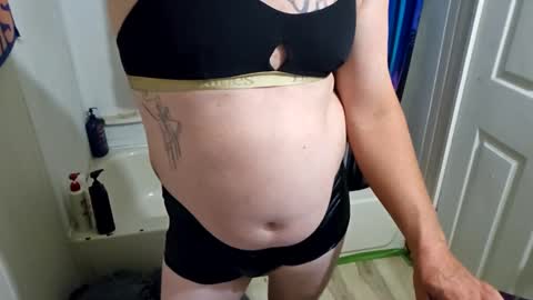 Snapshot of sdraftt45 chatting on March 12, 4:51 am Arin online show from March 12, 4:51 am