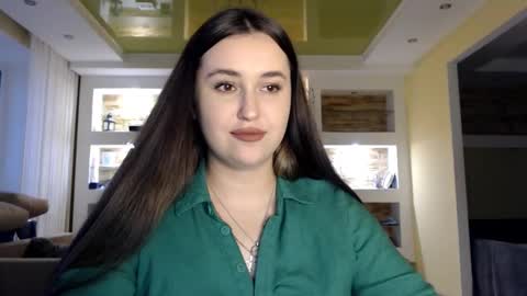 Snapshot of sea_cocktail chatting on December 28, 1:28 pm Elizabeth  online show from December 28, 1:28 pm