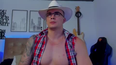 Snapshot of sean_carrera69 chatting on September 24, 2:48 am Sean Carrera online show from September 24, 2:48 am