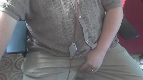 Snapshot of seathrough chatting on September 29, 3:50 pm Falco J online show from September 29, 3:50 pm