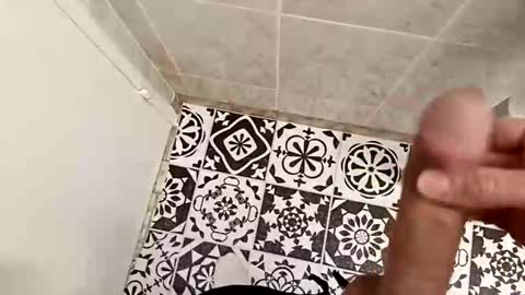 Snapshot of seb97400 chatting on December 22, 4:26 pm seb97400 online show from December 22, 4:26 pm