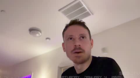 Snapshot of seb_tv chatting on January 4, 6:41 am Sebastian online show from January 4, 6:41 am