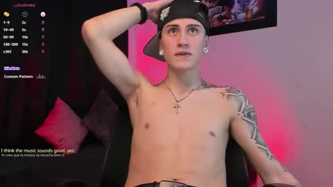 Snapshot of sebas_maverick chatting on October 26, 12:49 am Sebastian online show from October 26, 12:49 am