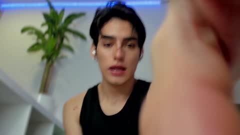 sebastian online show from January 6, 10:37 pm